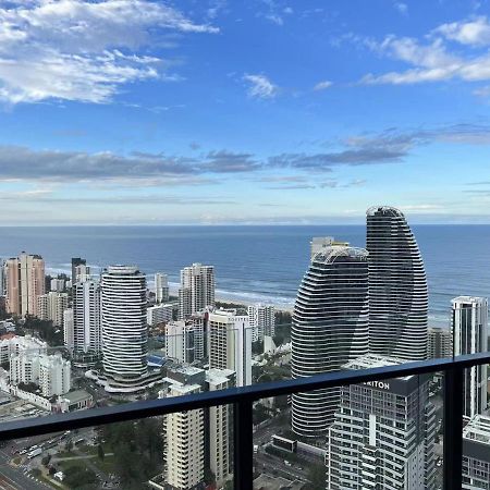 2 Bedroom Luxurious Family Apartment On 40Th Floor With Amazing Ocean Coastline Broadbeach Gold Coast Gc40 Kültér fotó