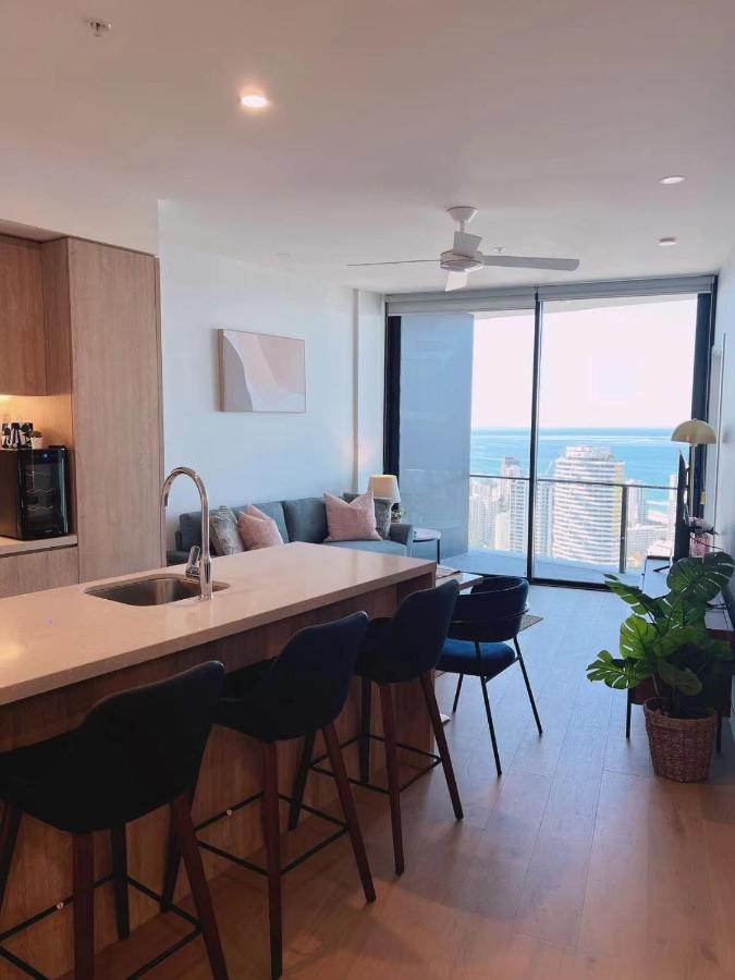 2 Bedroom Luxurious Family Apartment On 40Th Floor With Amazing Ocean Coastline Broadbeach Gold Coast Gc40 Kültér fotó