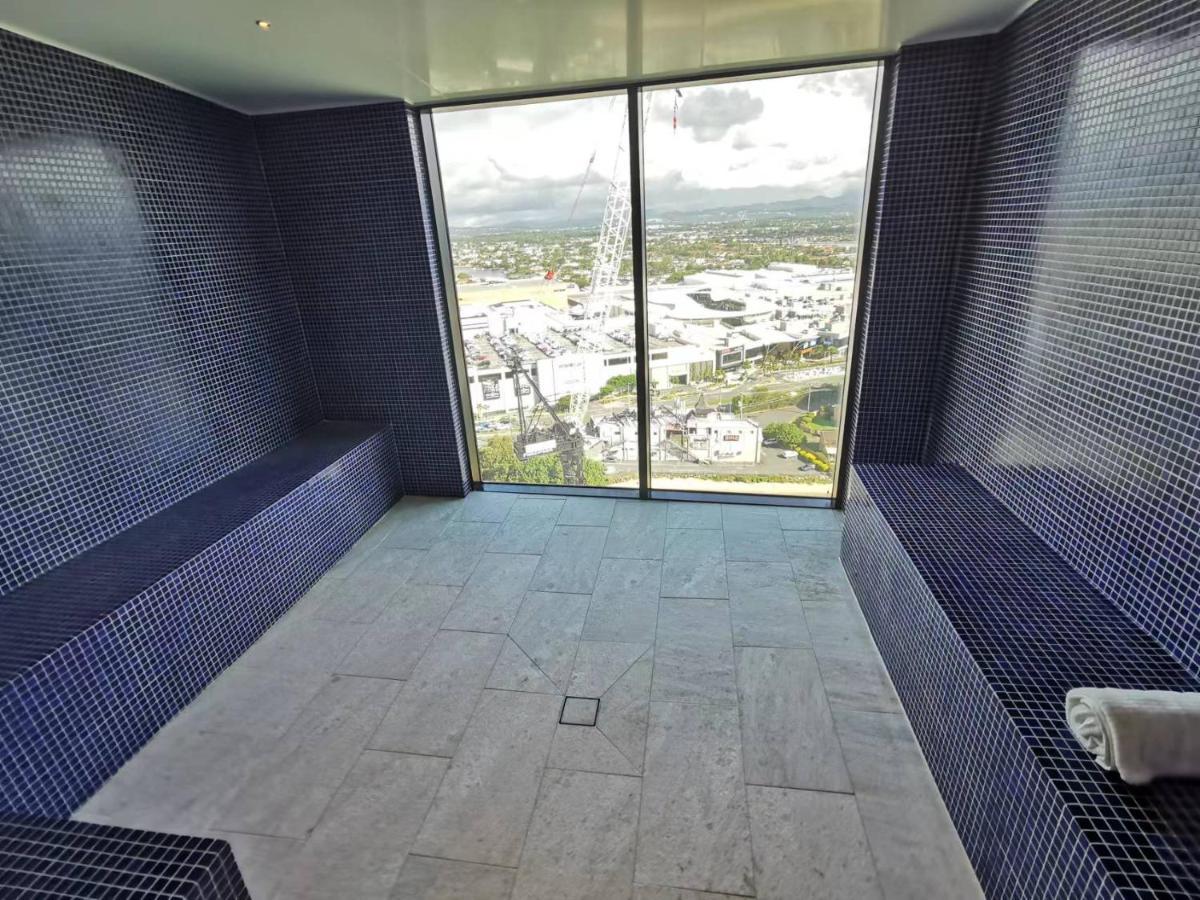 2 Bedroom Luxurious Family Apartment On 40Th Floor With Amazing Ocean Coastline Broadbeach Gold Coast Gc40 Kültér fotó