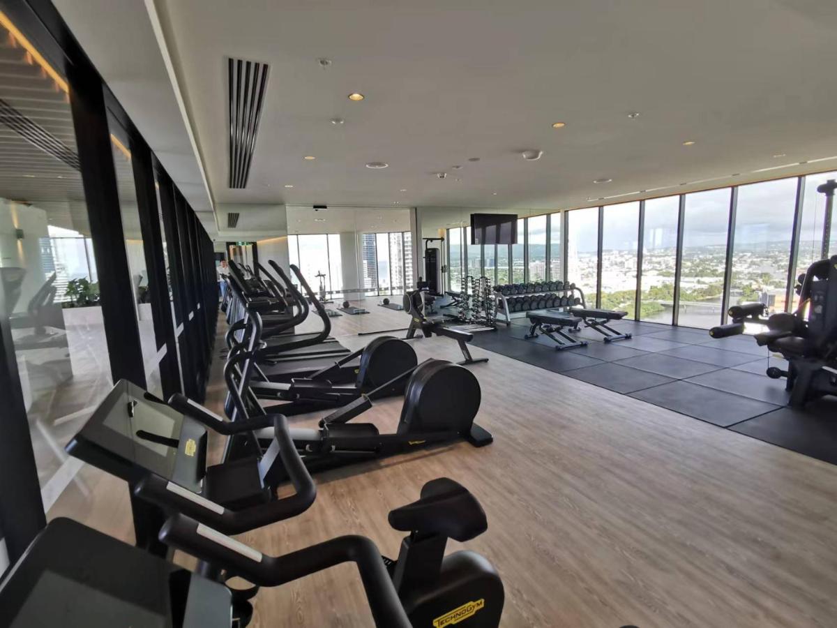 2 Bedroom Luxurious Family Apartment On 40Th Floor With Amazing Ocean Coastline Broadbeach Gold Coast Gc40 Kültér fotó